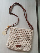 BOLSA DE MACRAMÊ COM ALÇA REGULÁVEL CREME